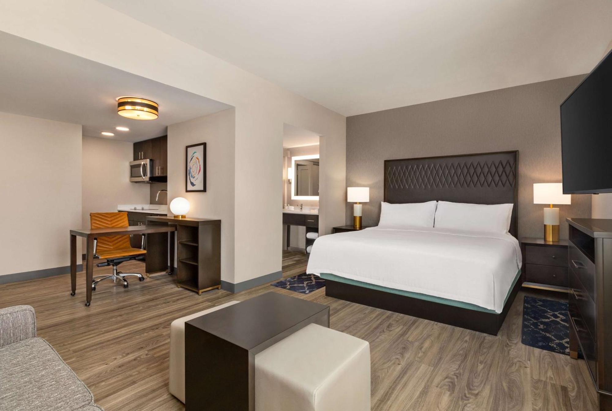 Homewood Suites By Hilton Indianapolis Downtown Iupui Екстериор снимка